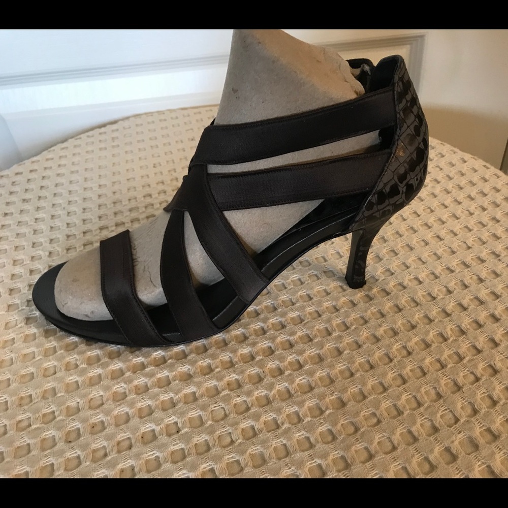 Donald J Pliner ‘Armina’ Slip On Criss Cross Heels